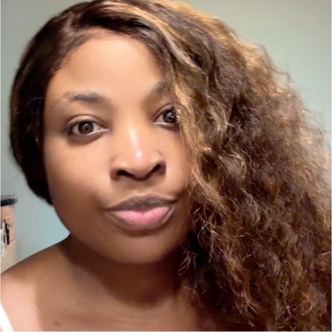 Professional Female seeks a single or double room Main Photo