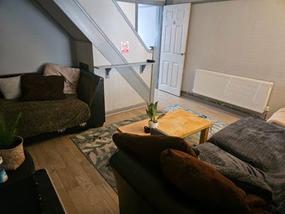 2 bed home for rent Belfast city centre area  Main Photo