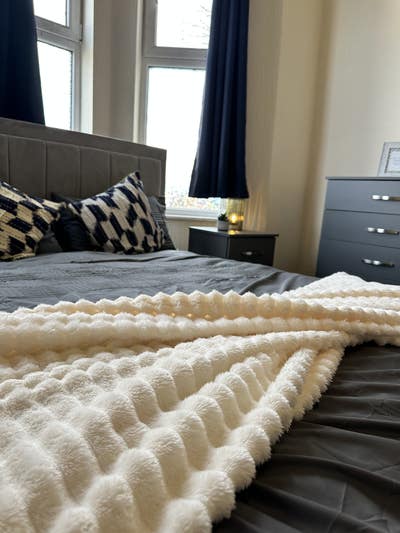 Double Room // Anlaby Road, HU3 6Ab // Single Occu Main Photo