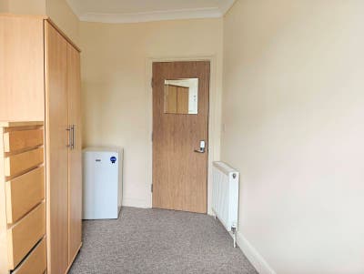 Single Room in Fantastic House Main Photo