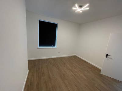 Spacious room to let Main Photo