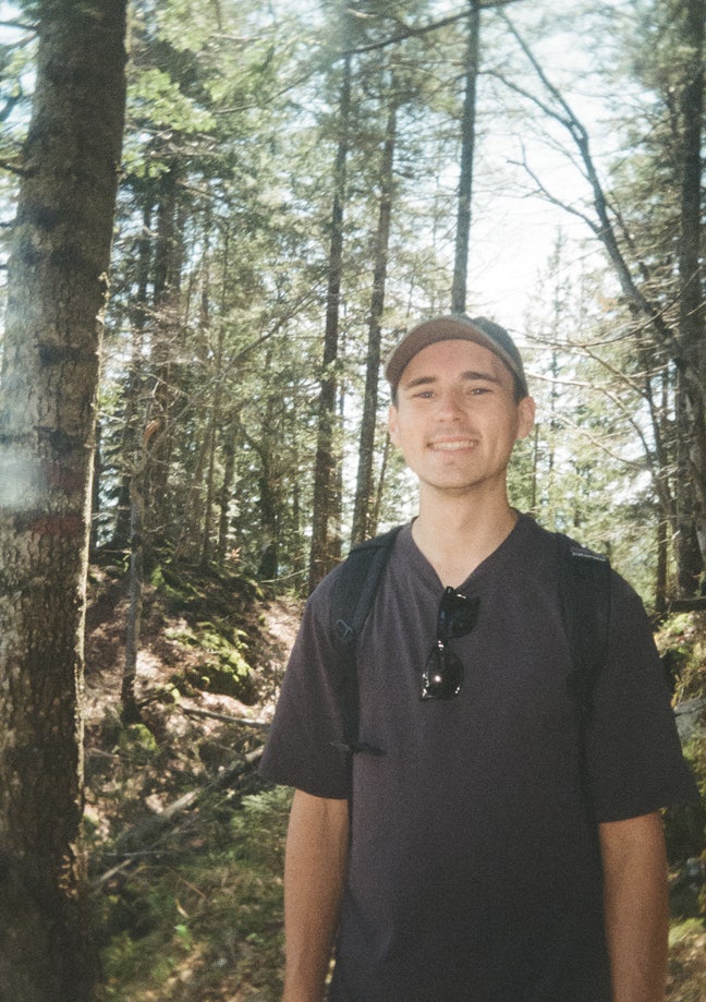 Looking for room from April/May Main Photo