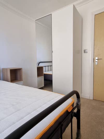 Cosy double room in a quiet and clean house!  Main Photo