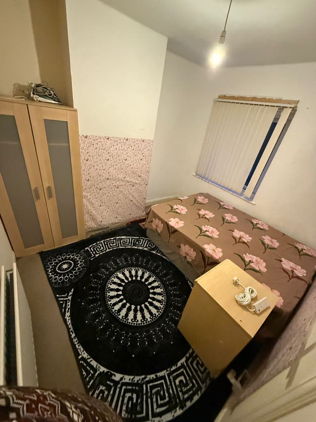 Great Condition of Room  Main Photo