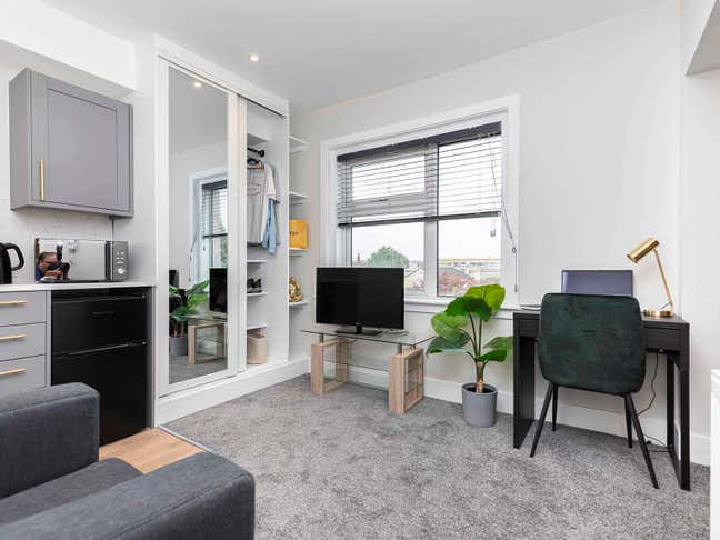 🔥Studio Flat Style Room - All Bills Included 🔥 Main Photo