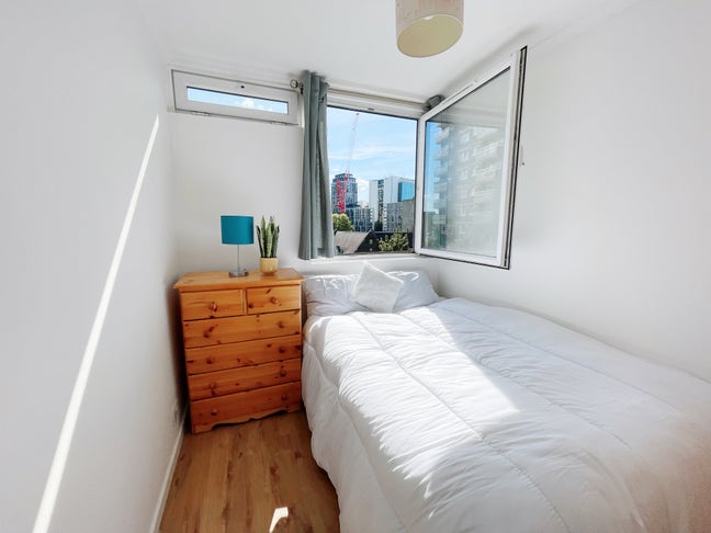 ☀️ Bright Double Room near Liverpool Street ☀️ Main Photo