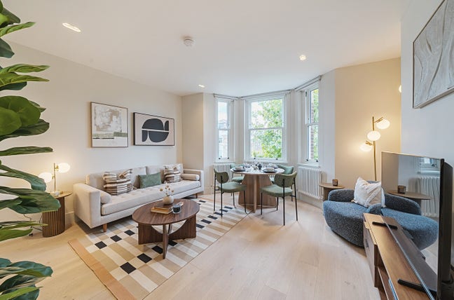 Beautiful Modern room in Battersea  Main Photo