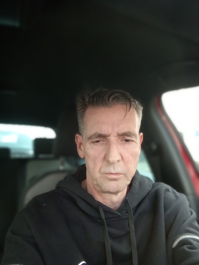 I have a spare room available Main Photo