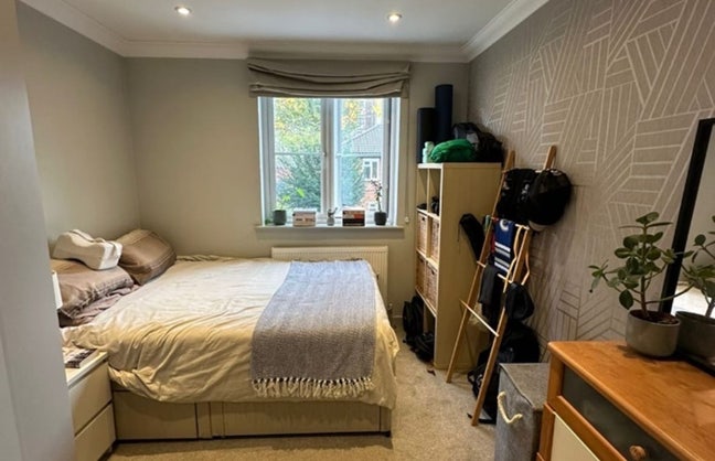 Double room in our lovely house 🐶🇿🇦🇬🇧 Main Photo