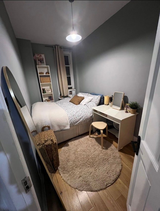 Cozy double in updated flat in Bayswater Main Photo