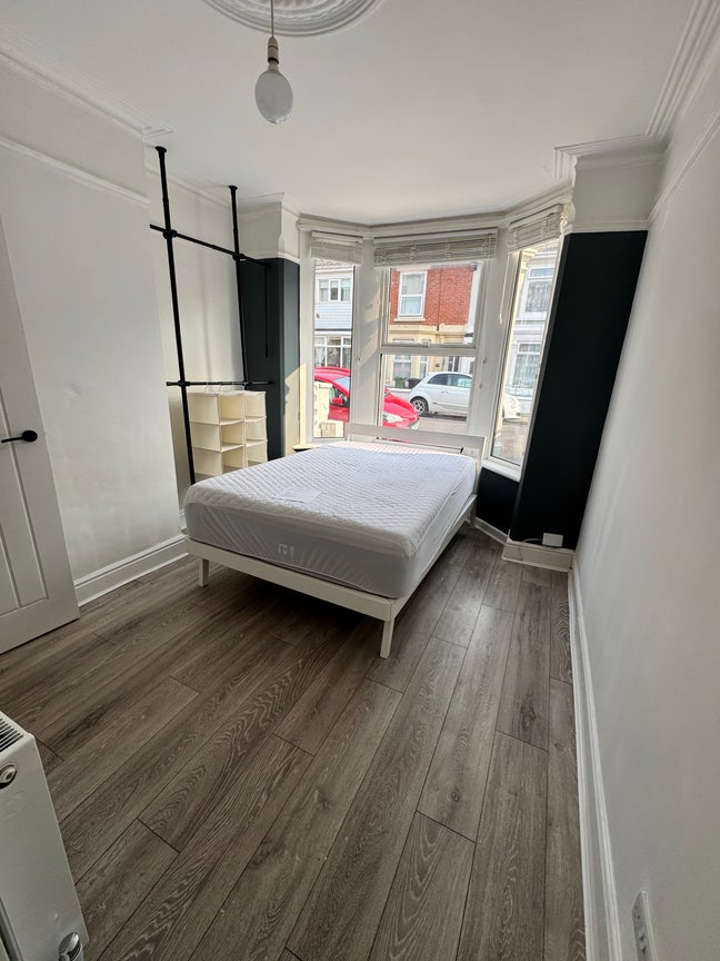 Stunning En-suite Double Room in Southsea Main Photo