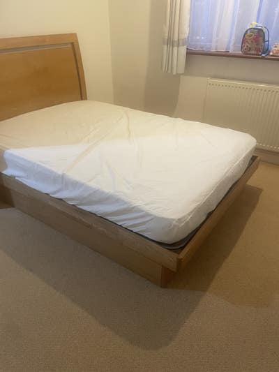 Double or Box room in family home for one female Main Photo