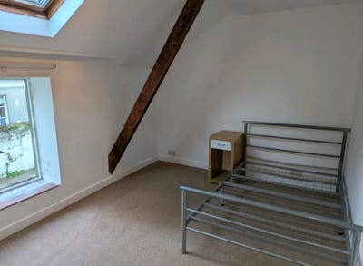 Bedroom in Cotham with parking Main Photo