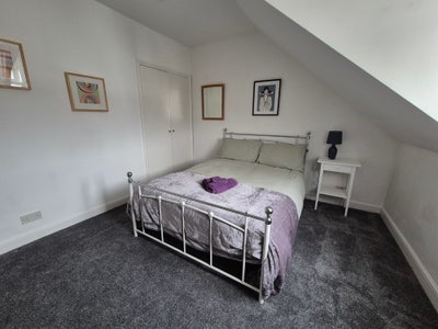 Bills included short term double room  Main Photo