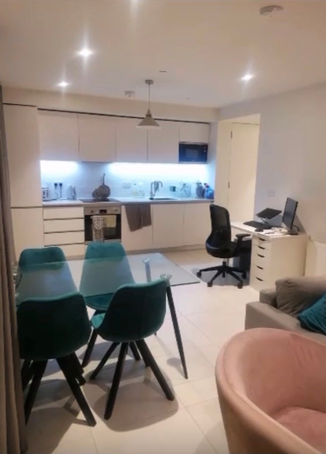 ✨Double ensuite room available in North Acton ✨ Main Photo