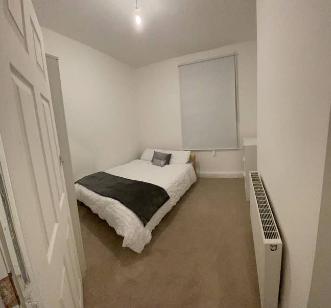  Double in Friendly All-Grad-Female House Main Photo