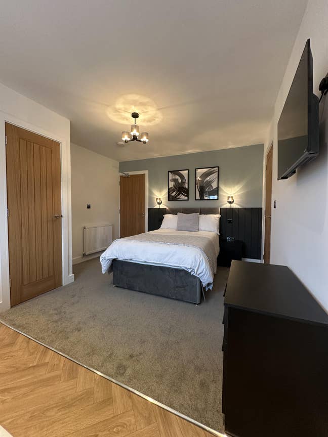 🔥Stunning Studio Room Available - Ready Now! 🔥  Main Photo