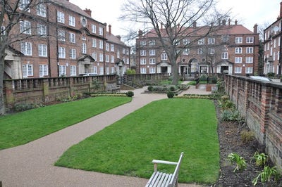 2 Bedroom Apartment Close to Hammersmith Station Main Photo