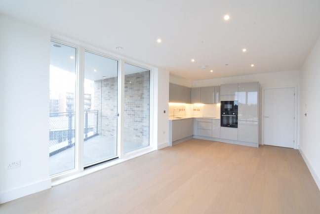 Stylish Modern 2-Bedroom Apartment  Main Photo