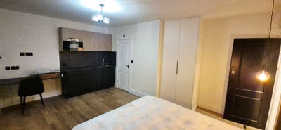 Brand New Studios in Ealing- All Bills Included  Main Photo