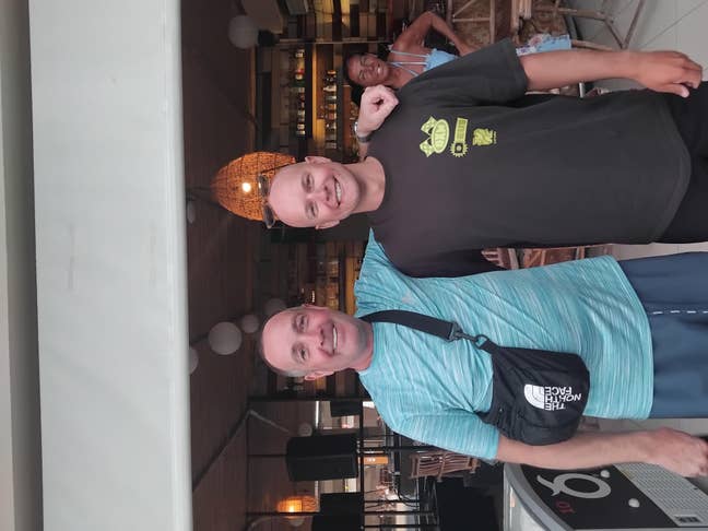 Professional Male seeks a single or double room Main Photo