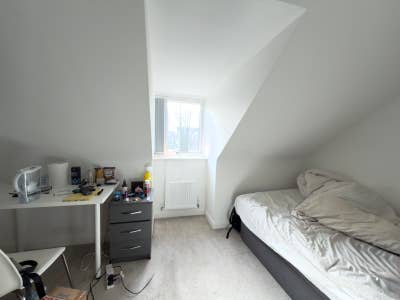 Double Room - City Centre - Bills Included - B5 Main Photo