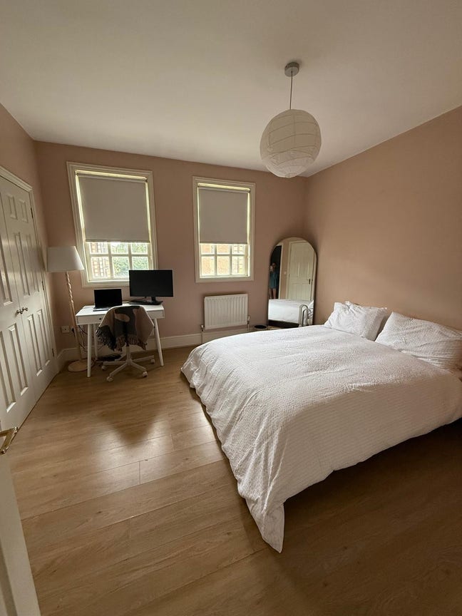 Master ensuite room available in Haggerston Main Photo