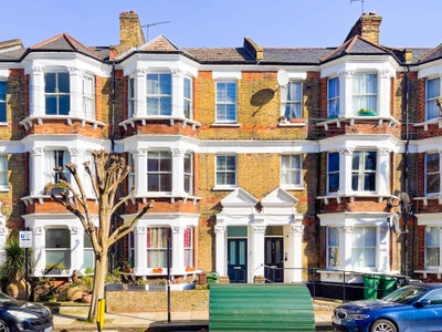 A beautiful 2 bedroom flat in Camden, NW1 Main Photo