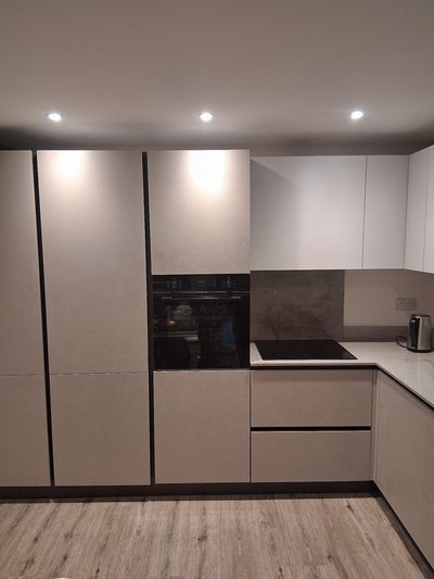 Single Room for rent Main Photo