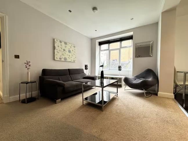 Room for Rent - opposite of Grand Central Main Photo