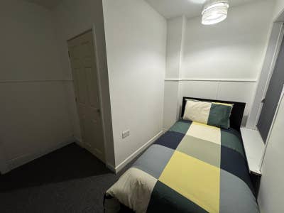 New refurbished shared house in Kirkby NG17  Main Photo