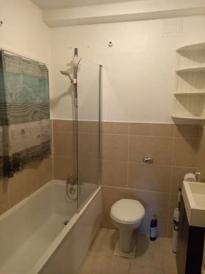 Bright one bedroom flat in Ravenscourt Park Main Photo