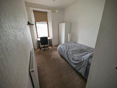 Double Room available in West End. Bills & Cat inc Main Photo