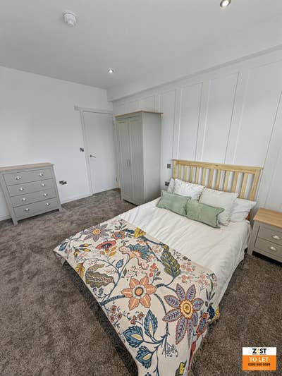 Normanton Drive Main Photo