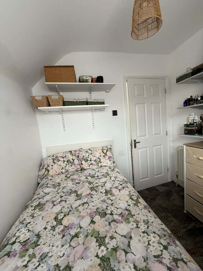 Nice and clean room UB7 Main Photo