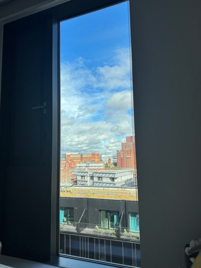 1 Bedroom in 2B2B apartment uhaus,Manchester M1 Main Photo