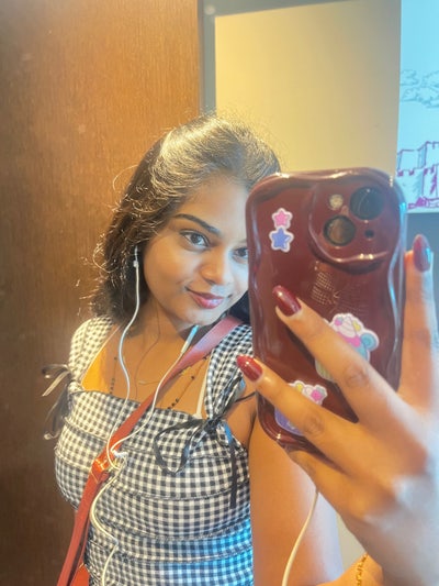 Professional Female seeks a double room Main Photo