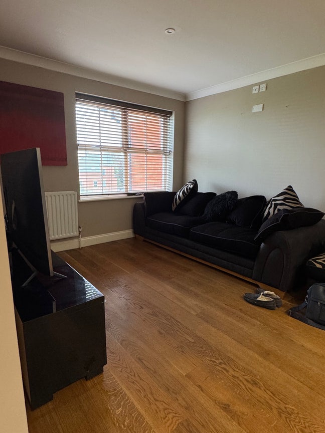 Luxury double room in modern loft style apartment Main Photo