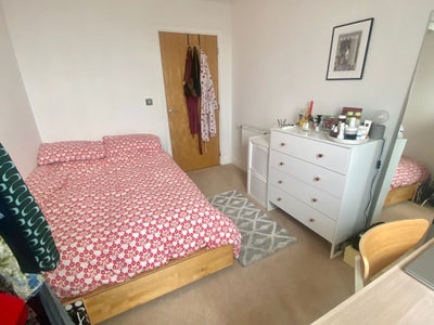 Double room in Haggerston flat with terrace Main Photo