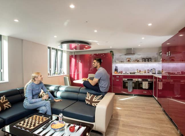 September 2026/27 | Bills Included | Gold Plus Ens Main Photo