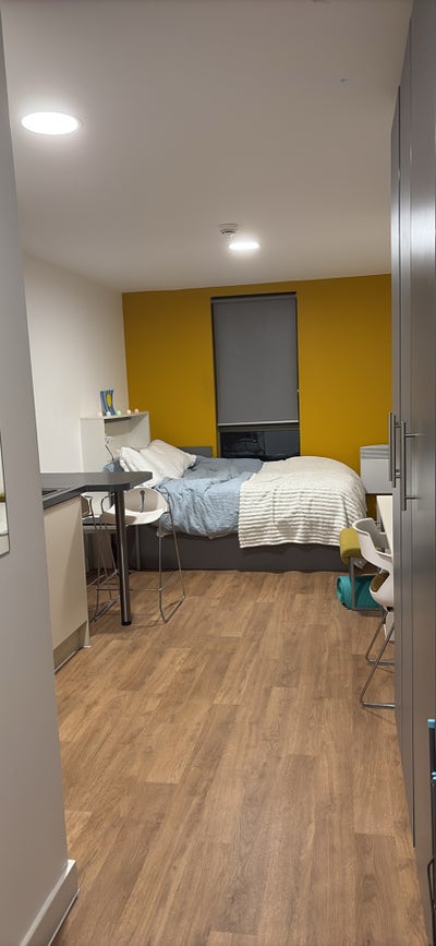 Lease Takeover for Studio at Foundry Courtyard Main Photo