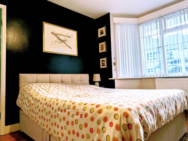 Between Slough Station and Farnham Road Main Photo