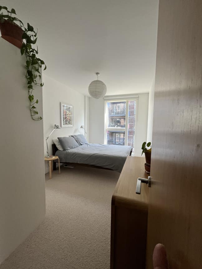 Mon-Fri Let - Haggerston - Double Room + Bathroom Main Photo