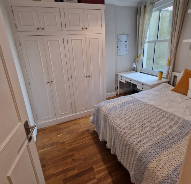 Quiet flat in Fulham Main Photo