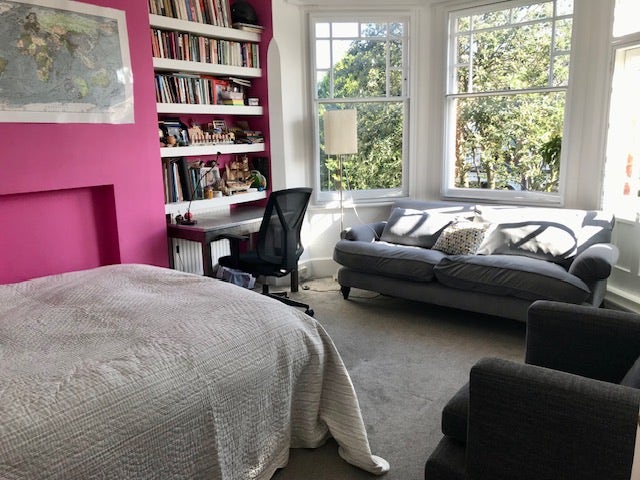 Large and light double room in quiet house Main Photo