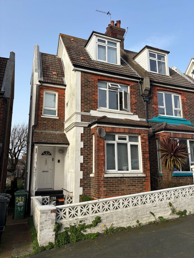 Cosy room by the Racecourse Main Photo