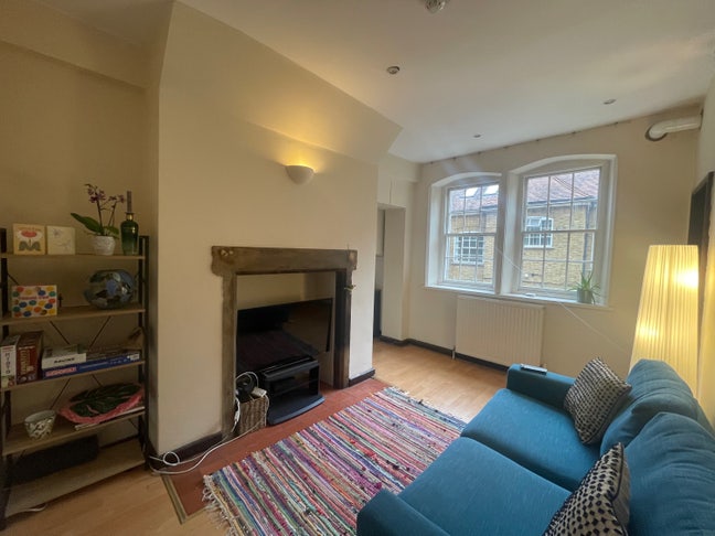 Spacious double room in the heart of Shoreditch Main Photo