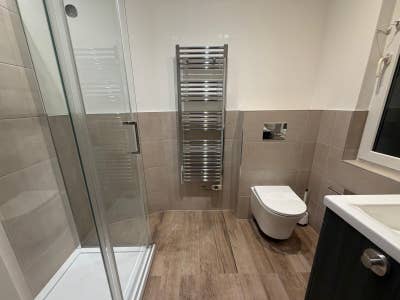 *** Amazing 5 En-Suites Available Now *** Main Photo