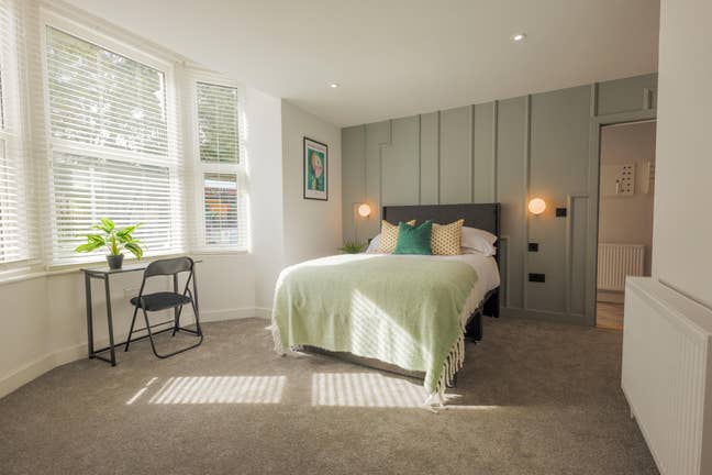 🖤🏠 Couples Room Available 🖤🏠 Main Photo