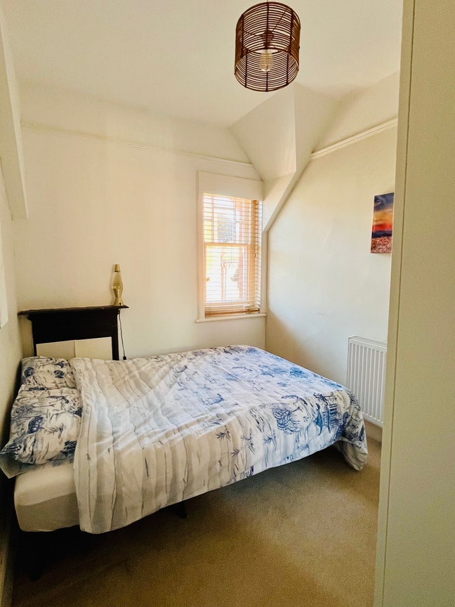 Double room in Lower Meads 5 mins walk to beach! Main Photo